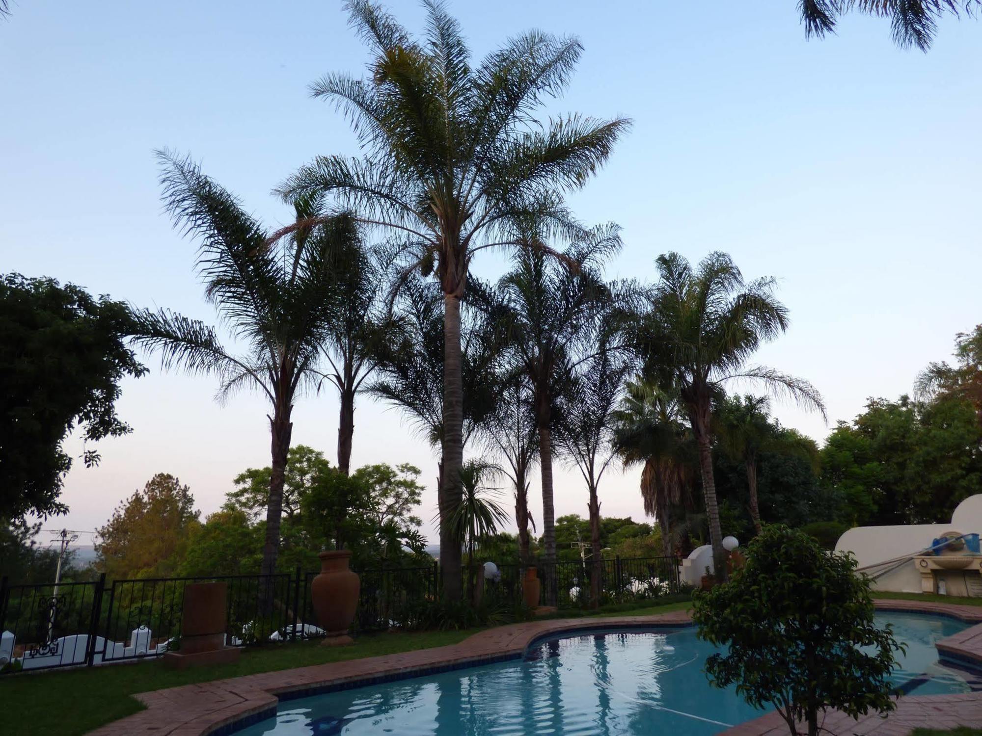 Capital House Boutique Hotel Pretoria Exterior photo